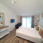 Отель Chloe Алачати