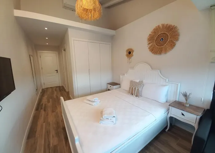 Hotel Chloe 5*