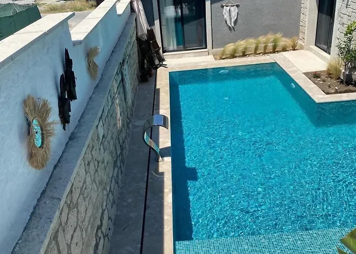 Hotel Chloe 5*