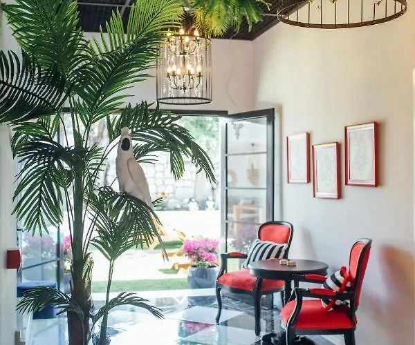 Отель Chloe Алачати